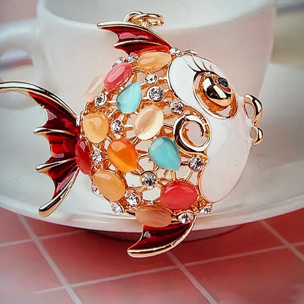 Colorful Crystal Fish Key Ring or Bag Charm‎ with Gold Accents